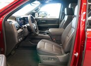 Chevrolet Suburban SUV 6,2 l 313 kw