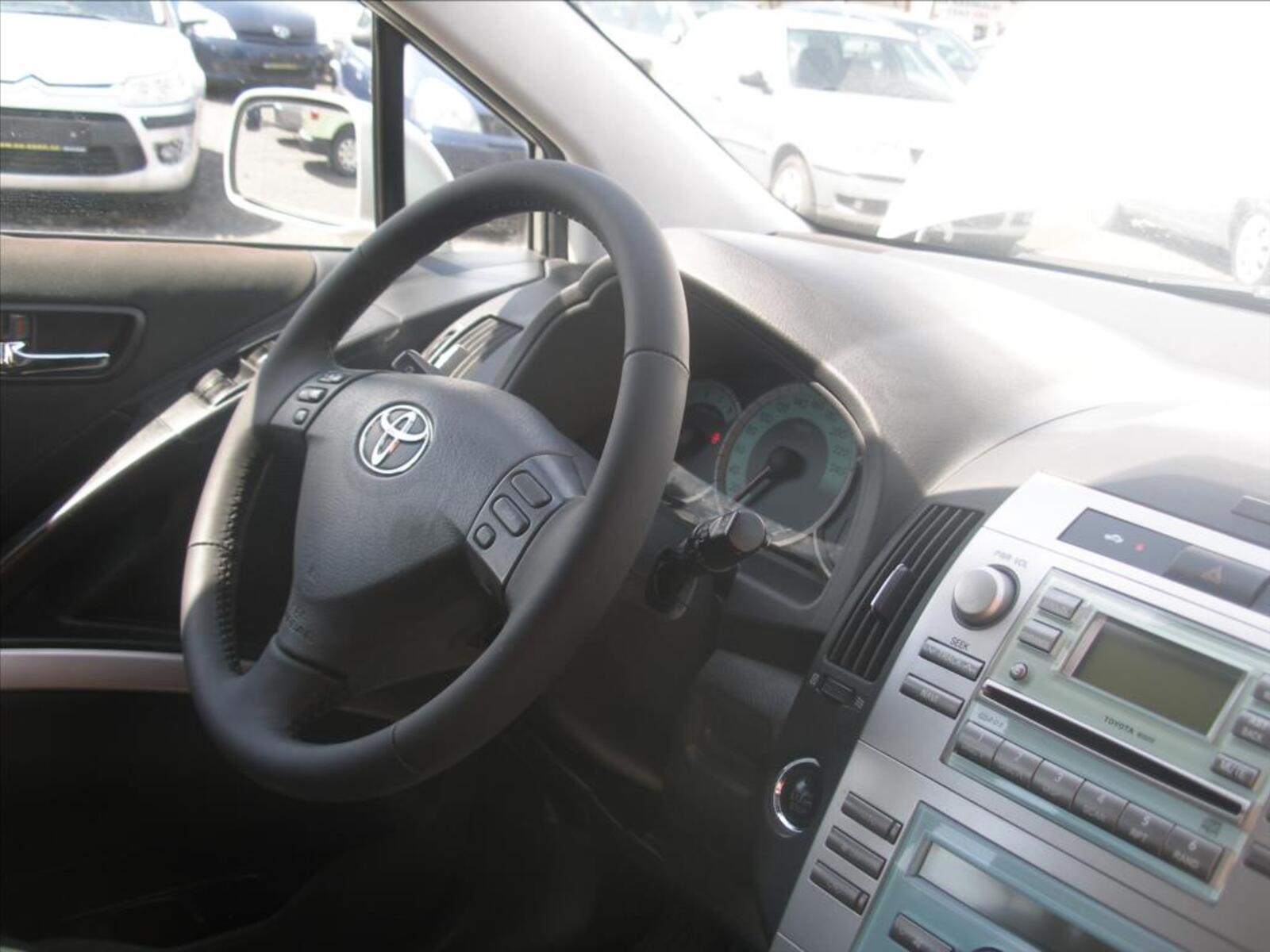 Toyota Corolla Verso 7