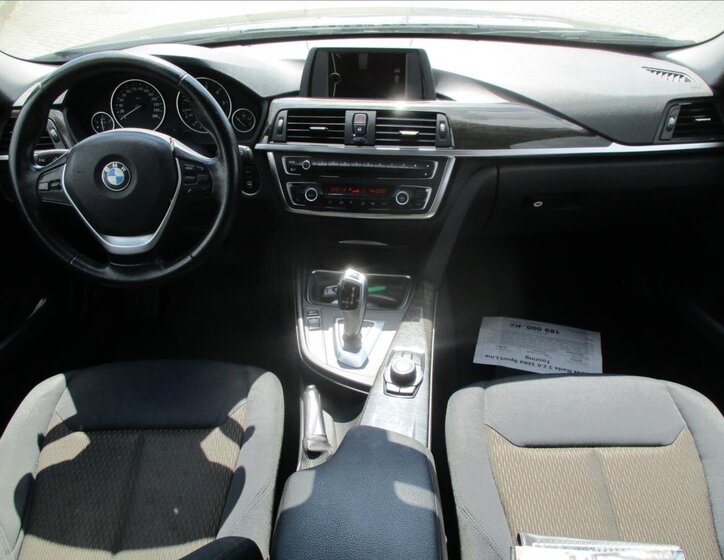 BMW Řada 3 Kombi 2,0 l 135 kw