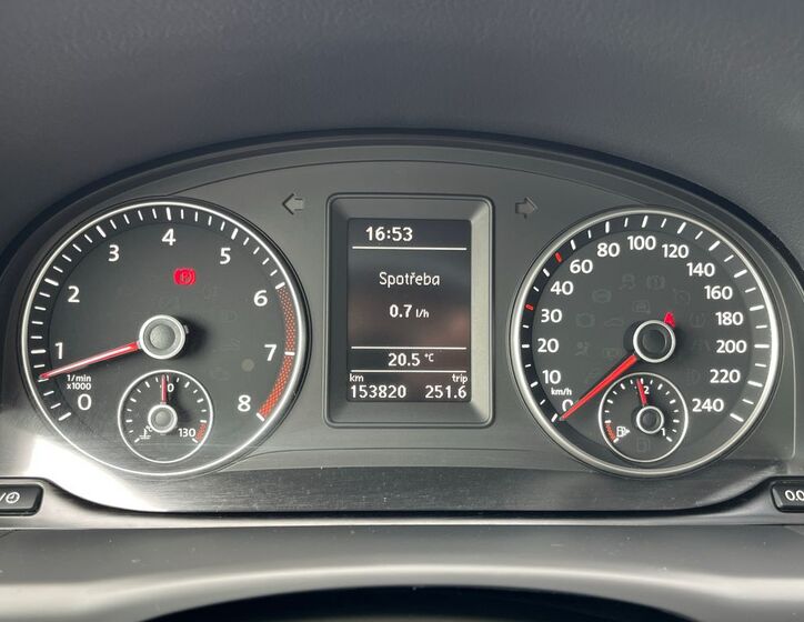 Volkswagen Touran 10