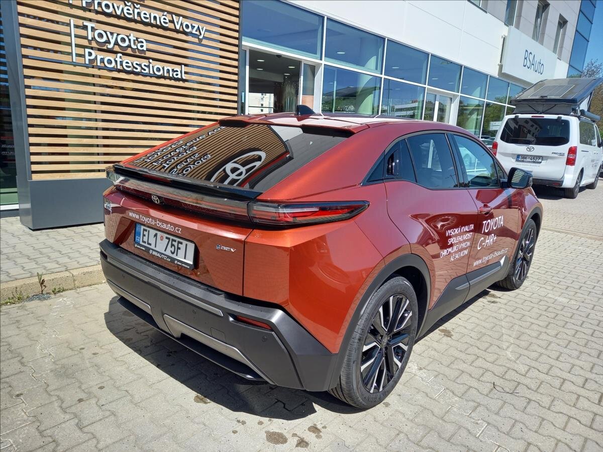 Toyota C-HR SUV / Terénní 0,0 160 kw