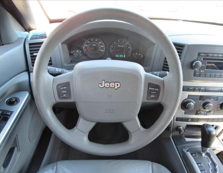Jeep Grand Cherokee SUV 3,7 l 157 kw