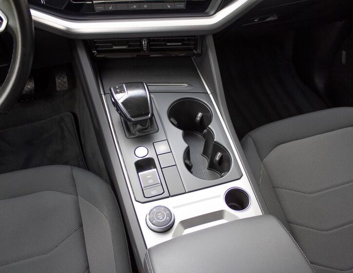 Volkswagen Touareg 20