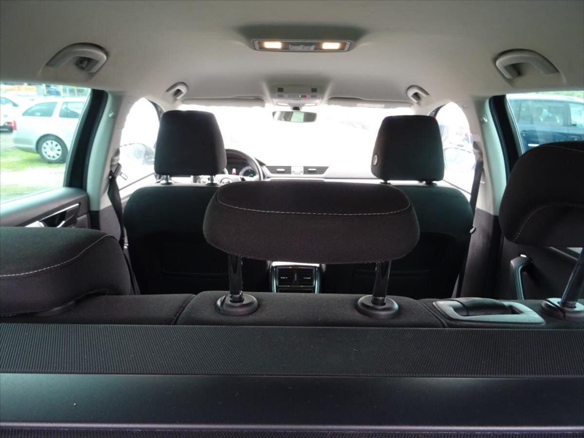 Škoda Superb Kombi 1,6 l 88 kw