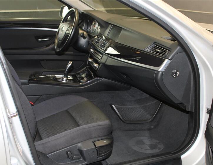 BMW Řada 5 23