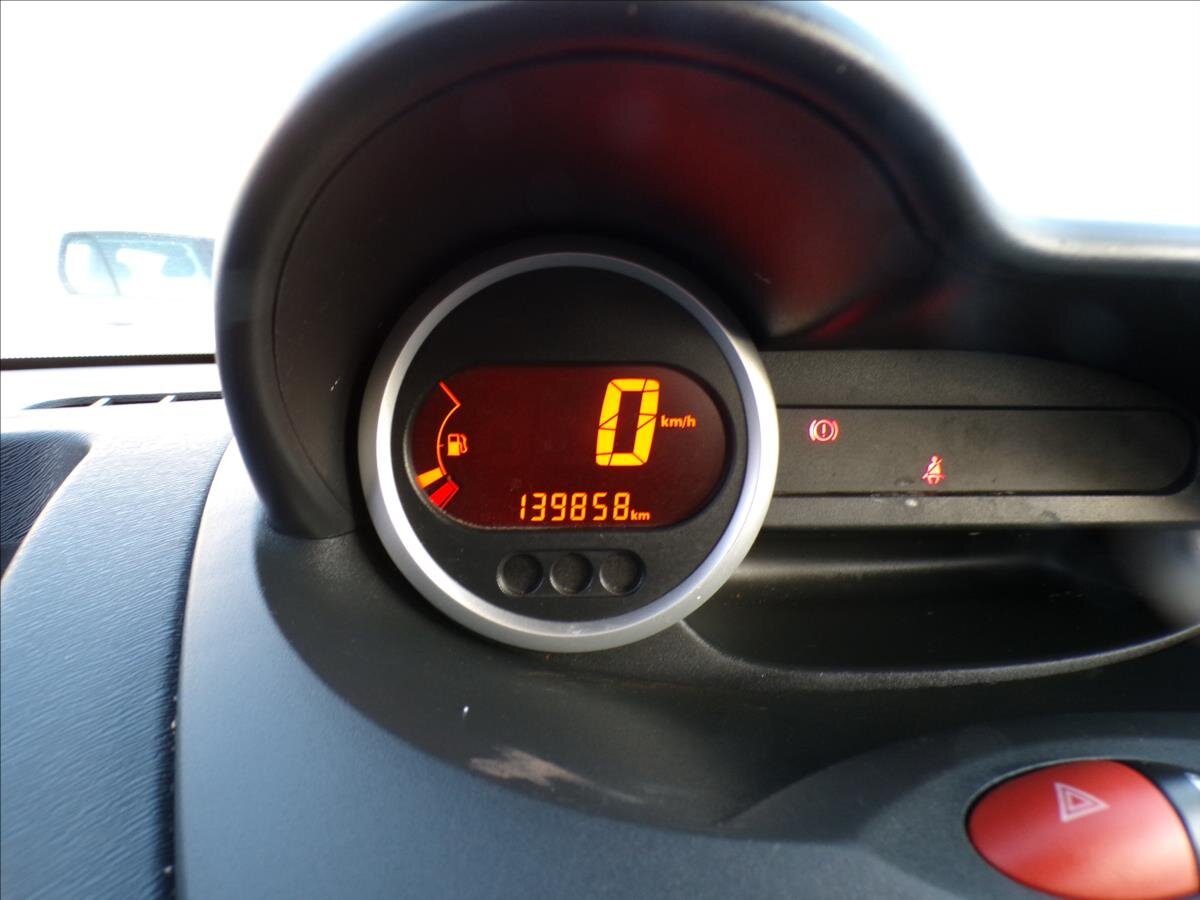 Renault Twingo Hatchback 1,1 l 55 kw