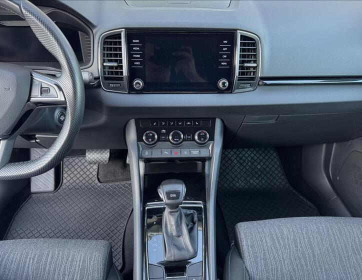 Škoda Karoq 24