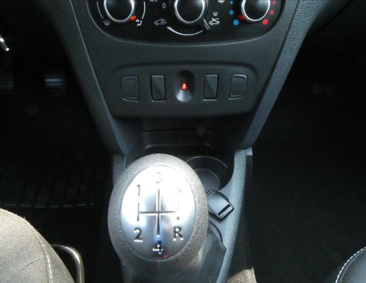 Dacia Sandero Hatchback 999,0 54 kw