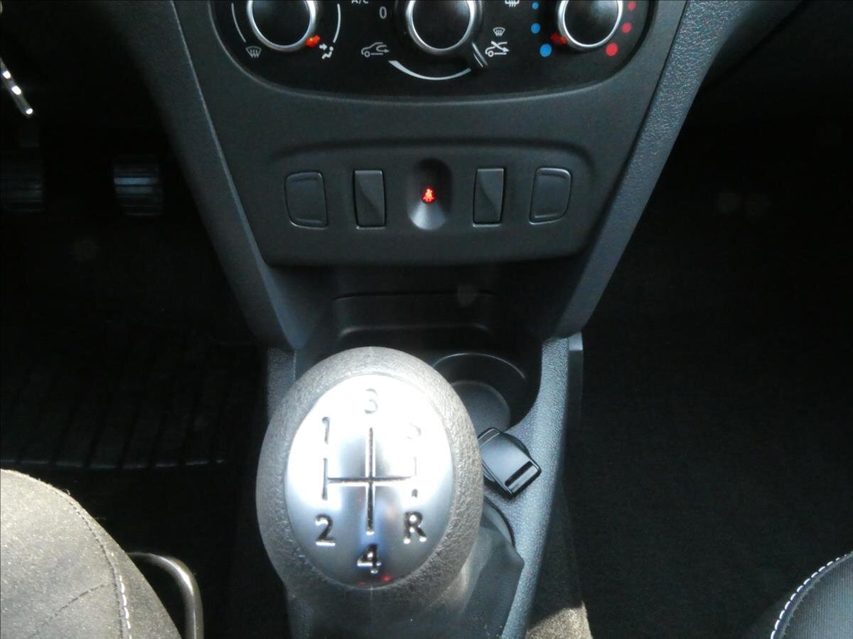 Dacia Sandero Hatchback 999,0 54 kw