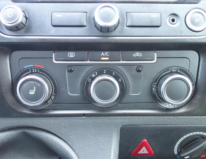 Volkswagen Transporter 19