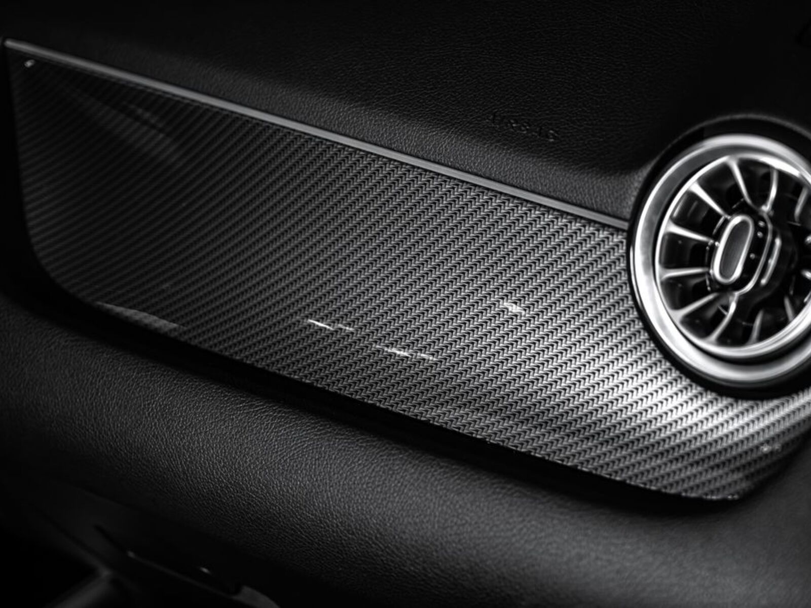 Mercedes-Benz GLA 19