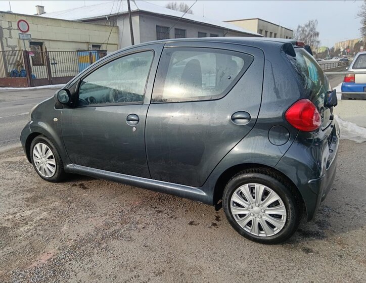 Toyota Aygo Hatchback 998,0 50 kw
