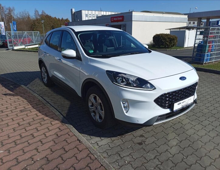 Ford Kuga SUV / Terénní 2,5 l 165 kw