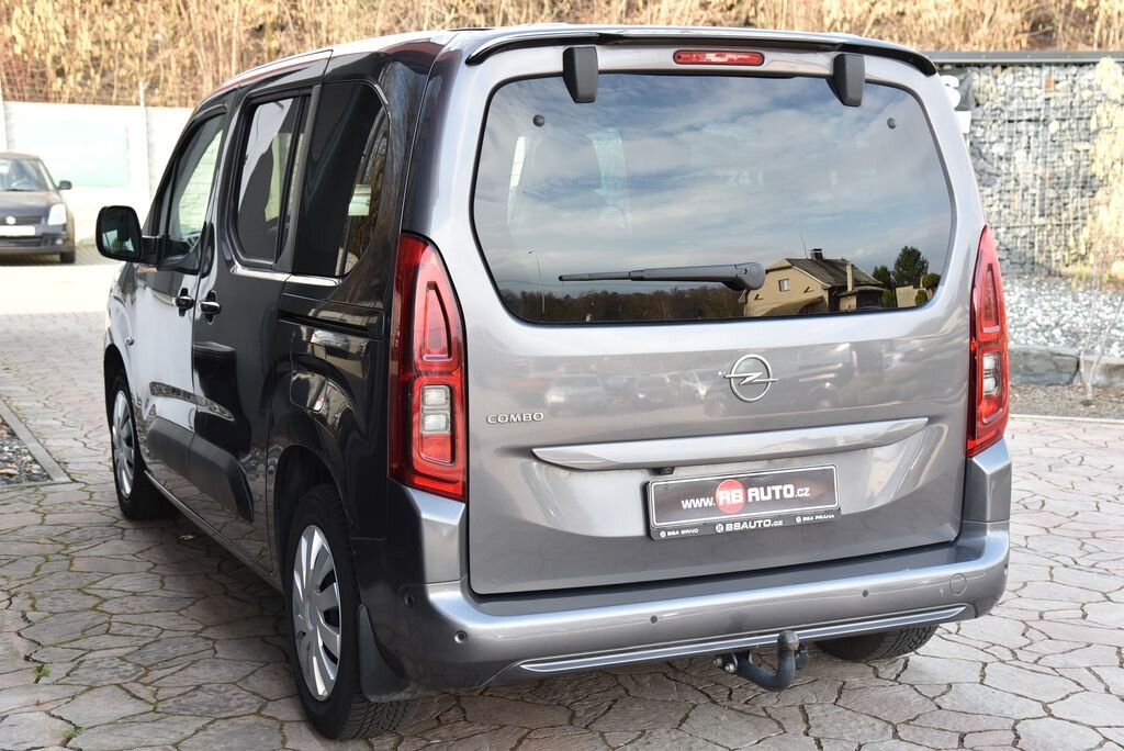 Opel Combo MPV 1,2 l 96 kw