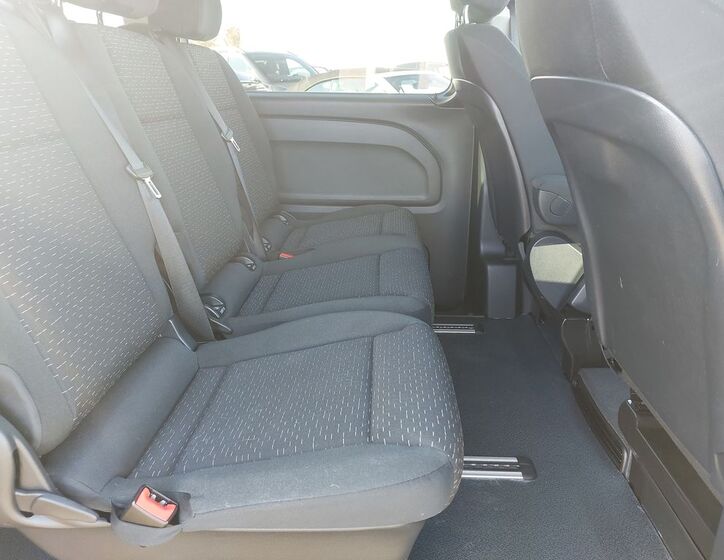 Mercedes-Benz Vito 11