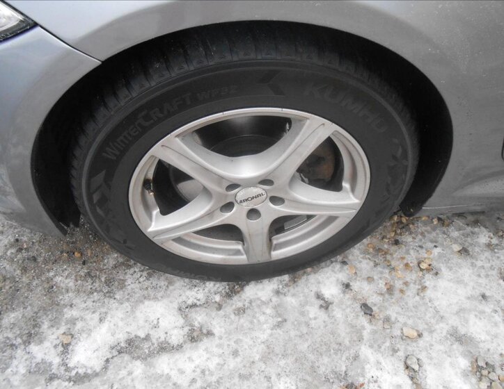 Jaguar XF Kombi 2,2 l 147 kw