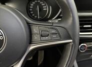 Alfa Romeo Stelvio 12