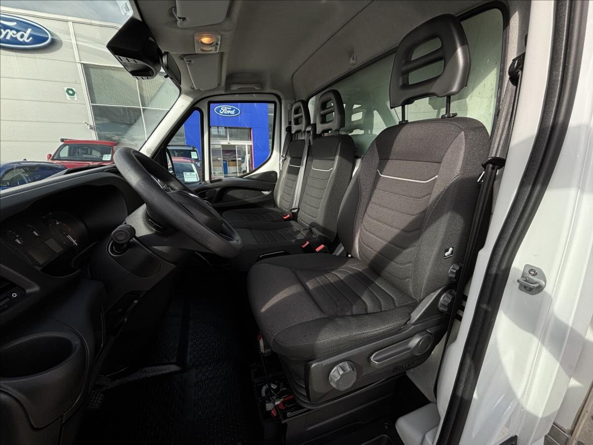 Iveco Daily Skříň 3,0 l 118 kw