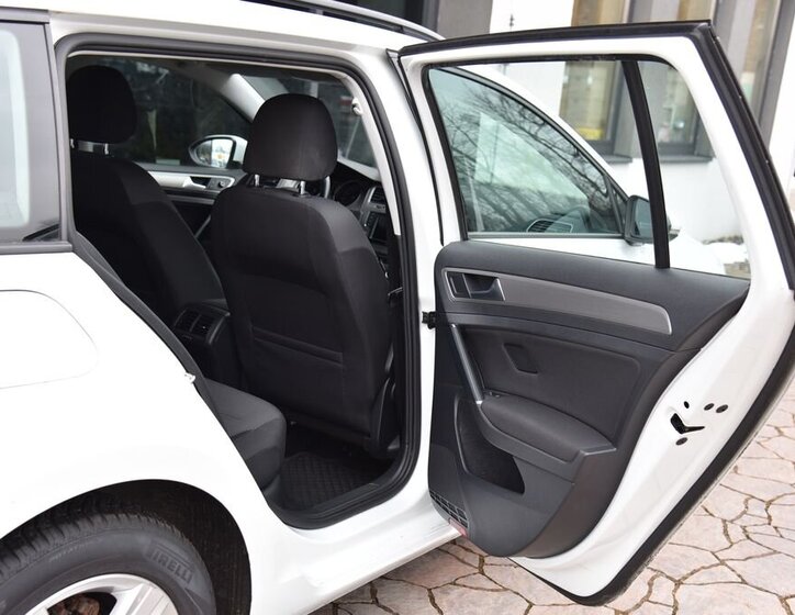 Volkswagen Golf Kombi 1,4 l 81 kw