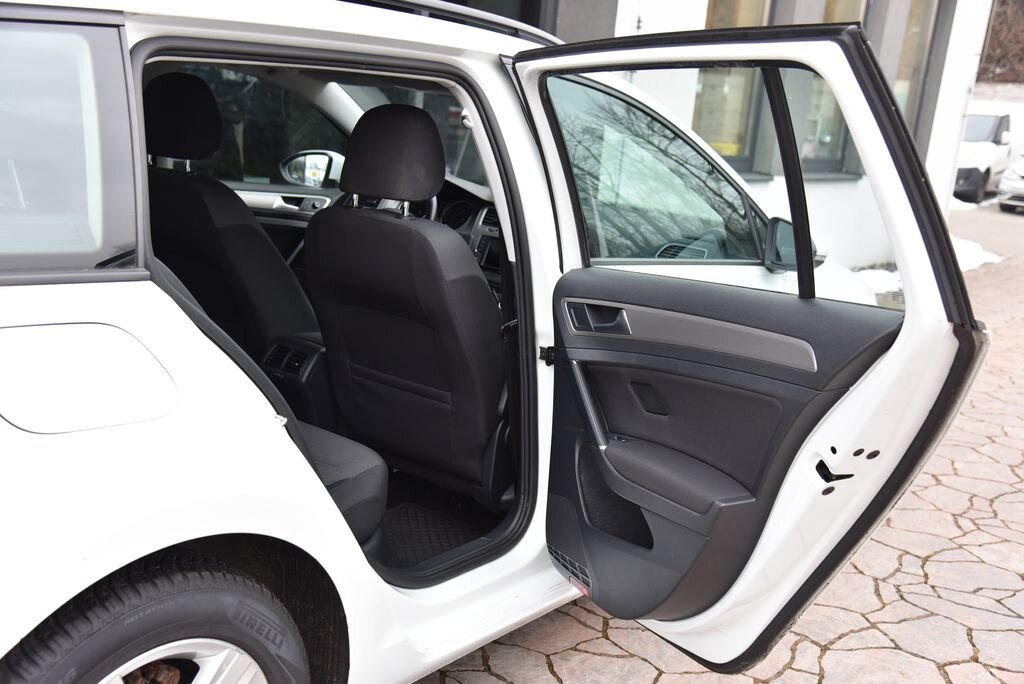 Volkswagen Golf Kombi 1,4 l 81 kw