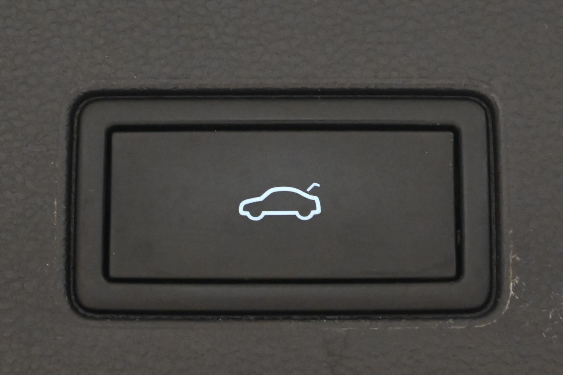 Volkswagen Golf Kombi 2,0 l 110 kw