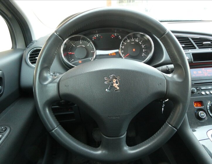 Peugeot 3008 SUV / Terénní 1,6 l 82 kw