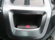 Peugeot 5008 MPV 2,0 l 120 kw