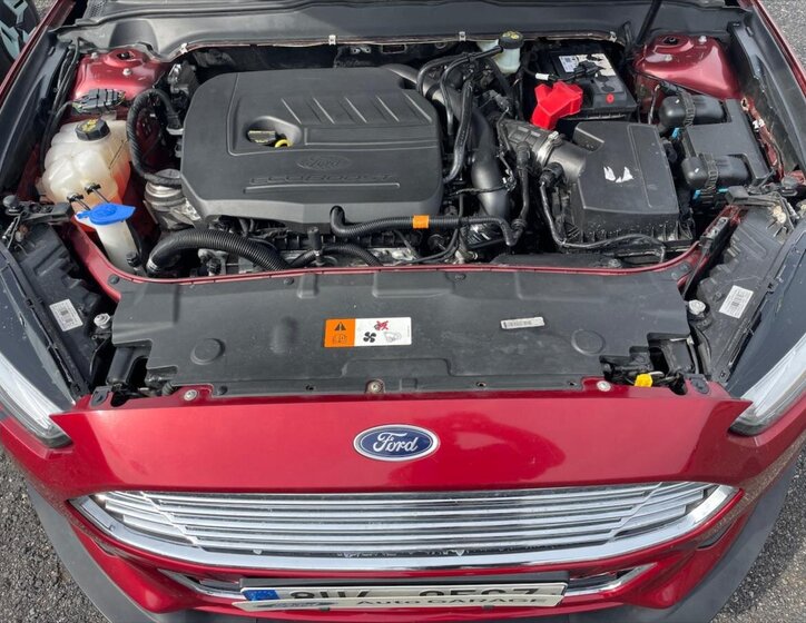 Ford Mondeo Hatchback 1,5 l 118 kw