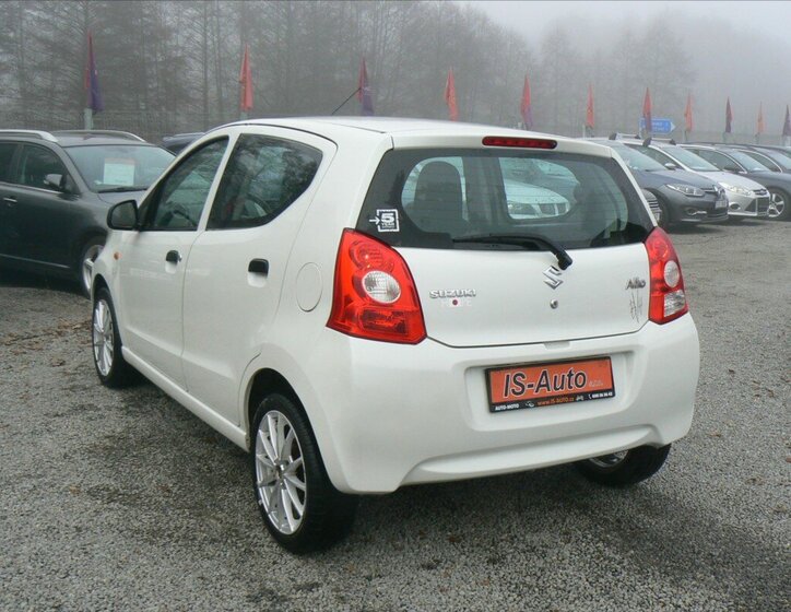 Suzuki Alto Hatchback 996,0 50 kw