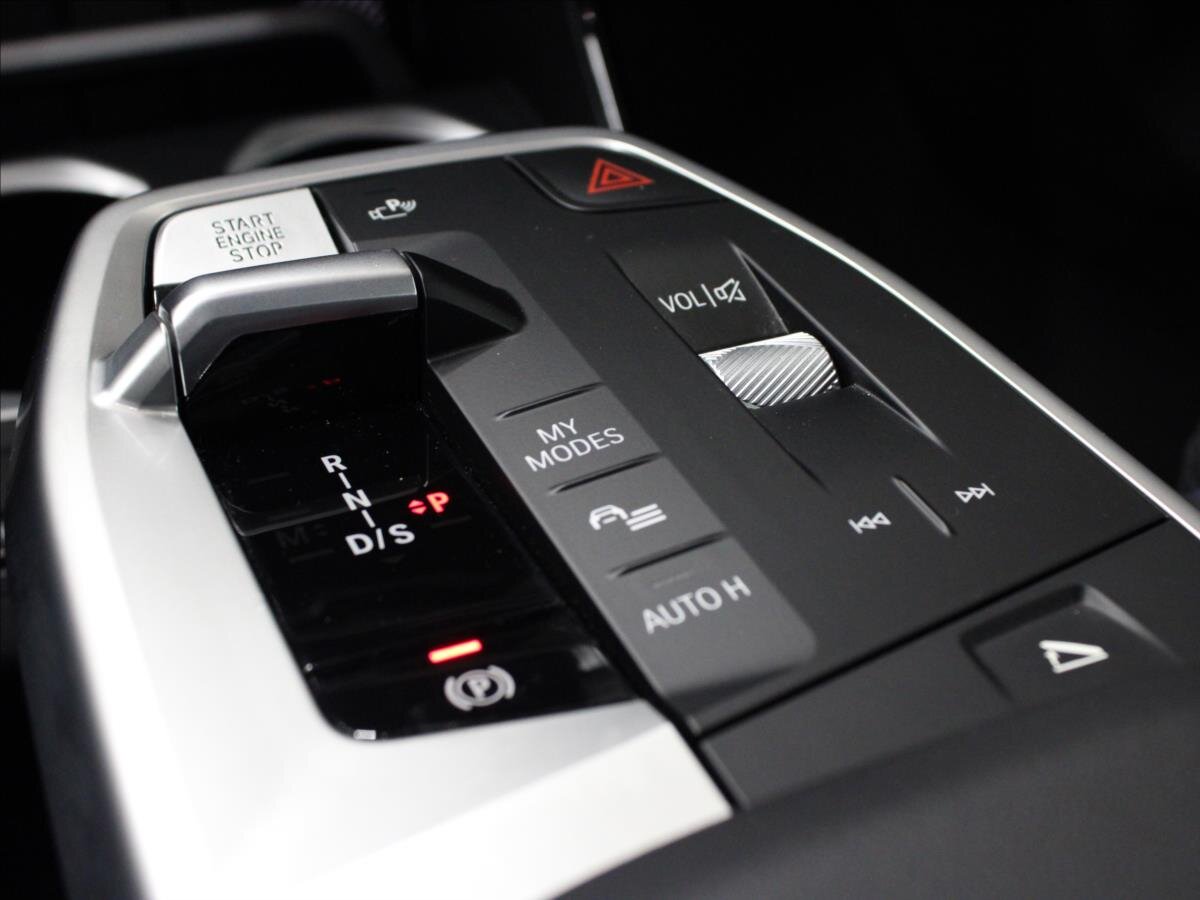 BMW X1 SUV 2,0 l 145 kw