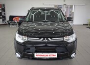 Mitsubishi Outlander SUV 2,3 l 110 kw
