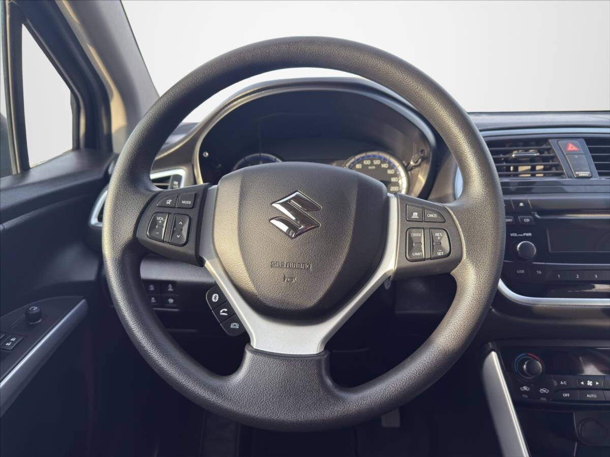 Suzuki SX4 S-Cross SUV / Terénní 1,4 l 95 kw