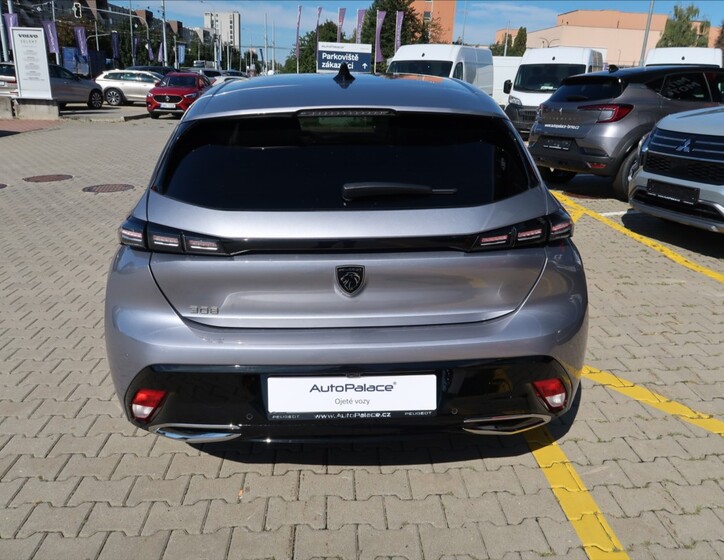 Peugeot 308 5