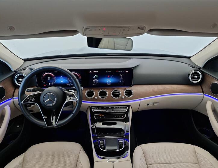 Mercedes-Benz Třídy E 13