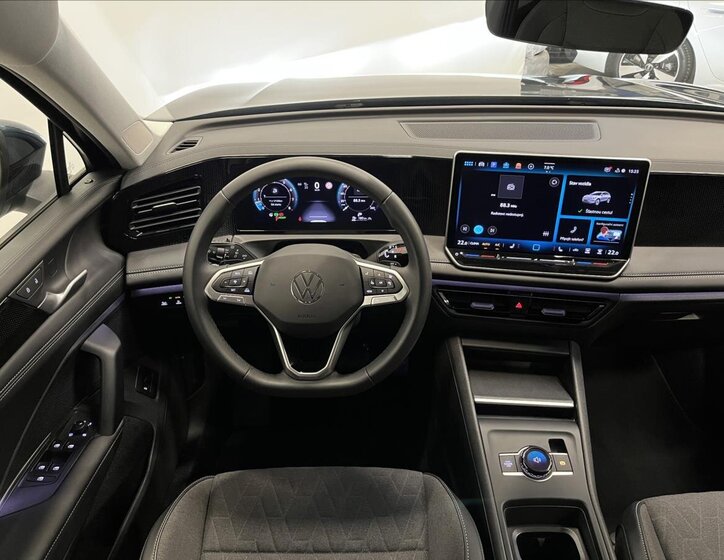 Volkswagen Tiguan SUV 1,5 l 96 kw