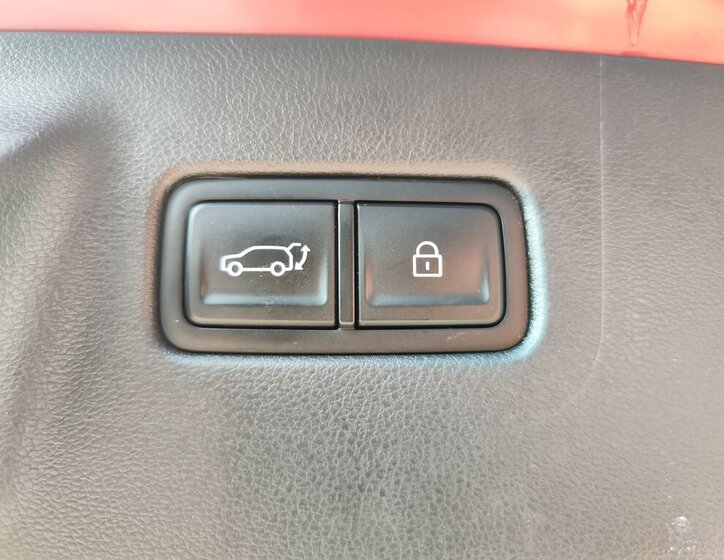 Hyundai Santa Fe SUV / Terénní 1,6 l 158 kw