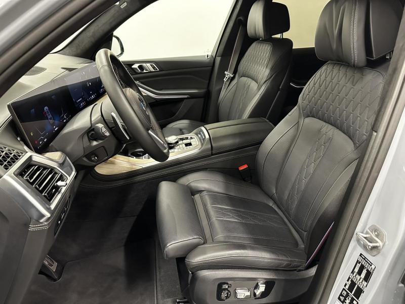 BMW X7 SUV 4,4 l 390 kw