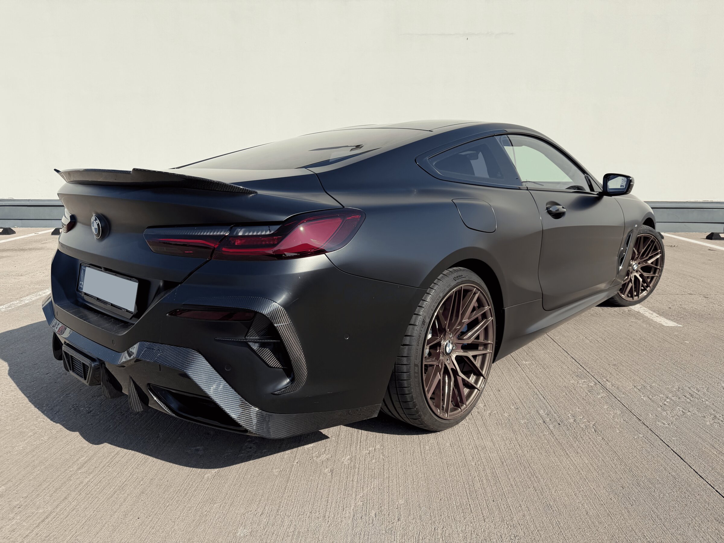 BMW M8 Kupé 4,4 l 390 kw