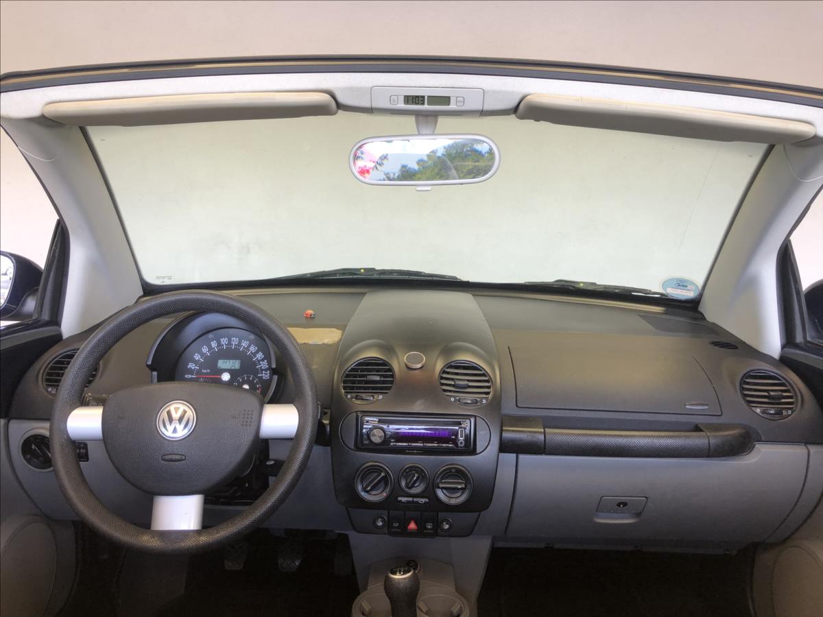 Volkswagen New Beetle