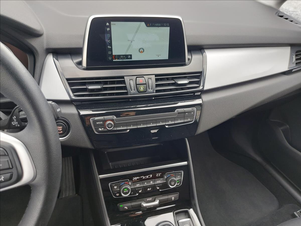 BMW Řada 2 MPV 1,5 l 80 kw