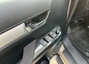 Toyota Hilux 12