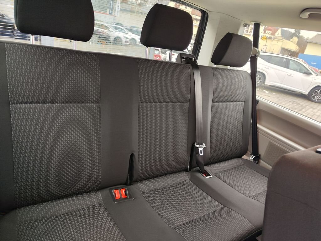 Volkswagen Caravelle MPV 2,0 l 110 kw