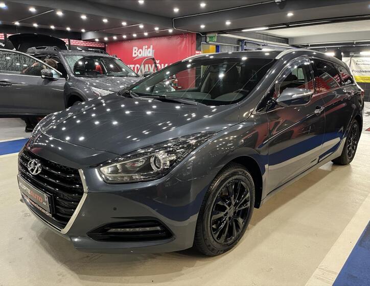 Hyundai i40 1