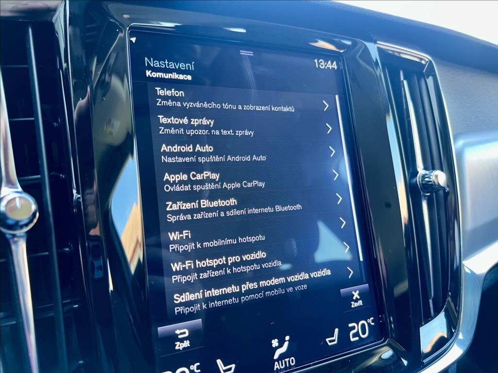 Volvo V90 Kombi 2,0 l 140 kw
