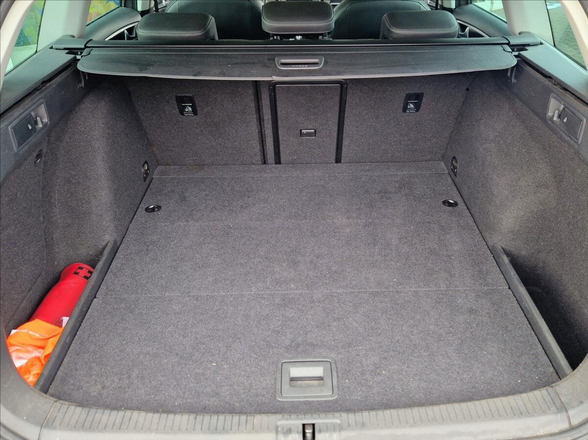 Volkswagen Golf Kombi 1,4 l 110 kw