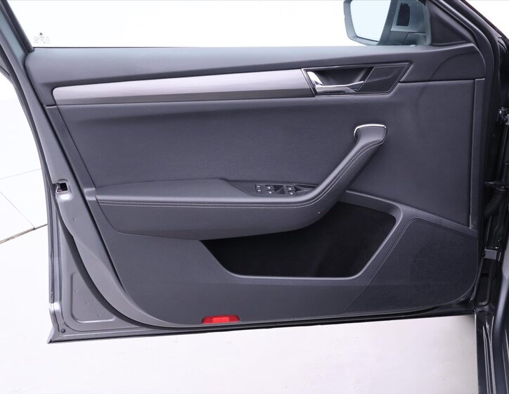 Škoda Superb Kombi 2,0 l 147 kw