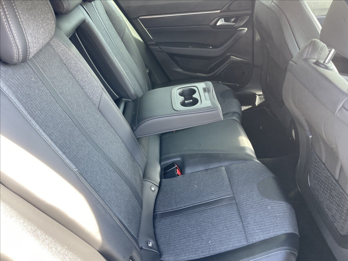 Peugeot 508 Kombi 2,0 l 120 kw