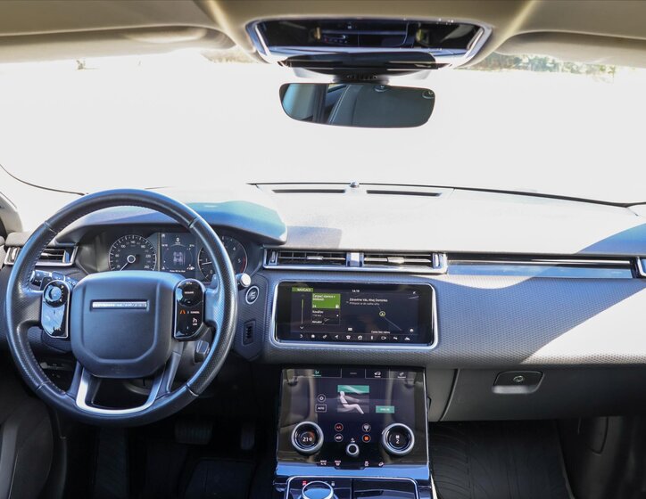Land Rover Range Rover Velar 28