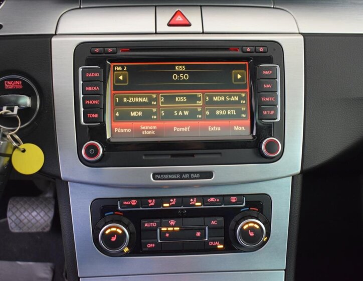 Volkswagen Passat CC Sedan 2,0 l 105 kw