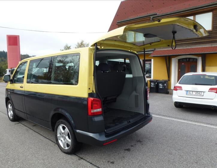 Volkswagen Caravelle 18